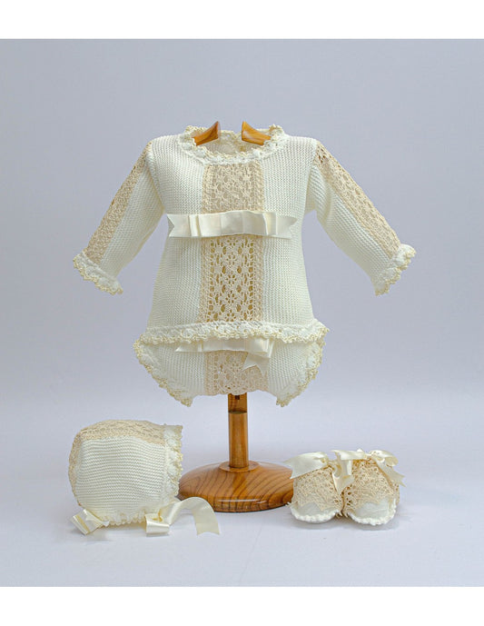 3001-a  Luxury  knitted Set, Bonnet & Booties