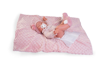 50160 Mia Baby, Pees when she takes her bottle