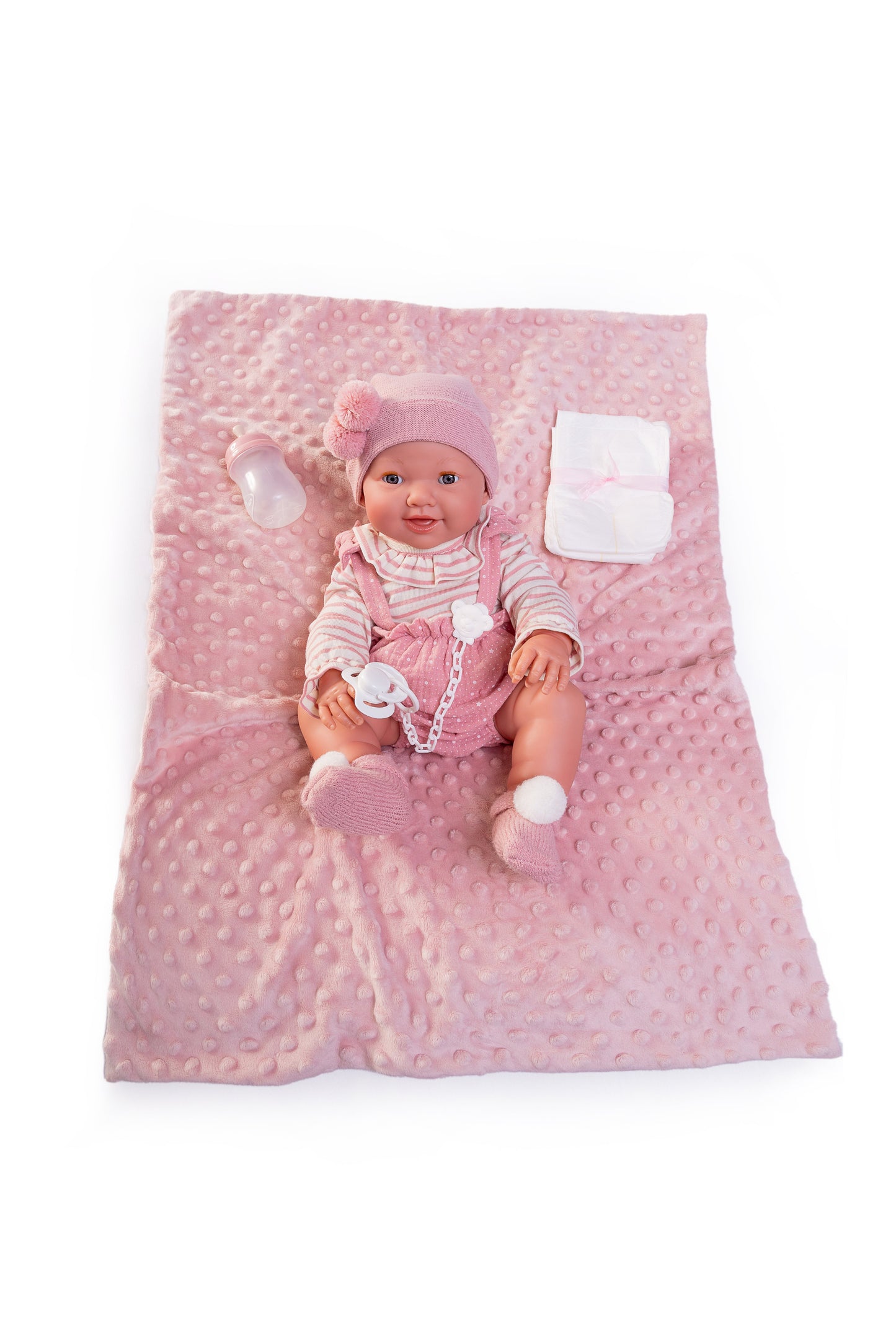 50160 Mia Baby, Pees when she takes her bottle