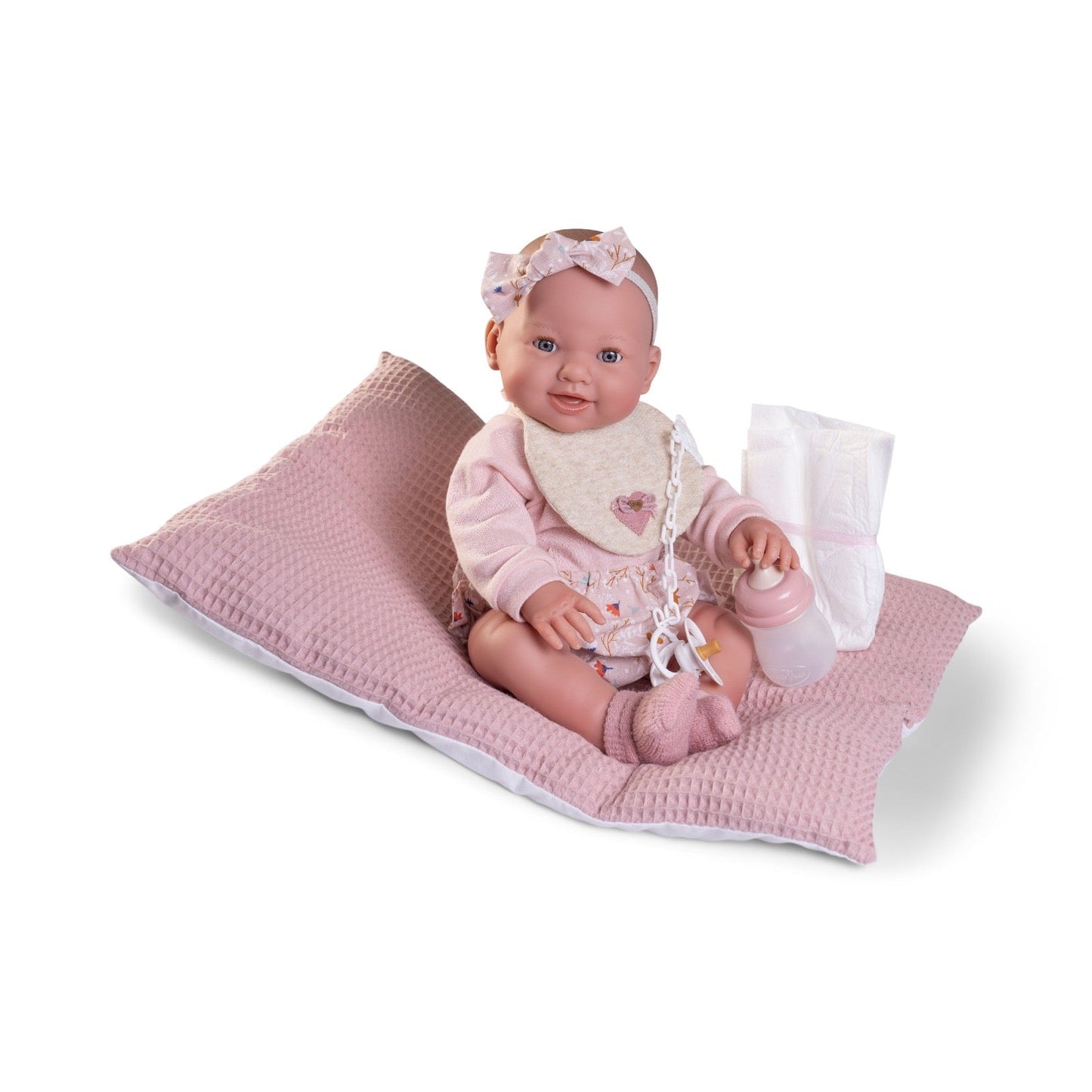 50414 Mia Baby, Pees when she takes her bottle
